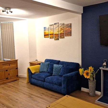Newly-Renovated, Mid-Terrace Cottage In Porthmadog Exterior photo